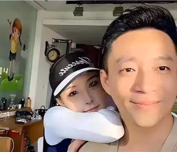 再掀流量罵戰！張穎穎警告張蘭，自己5部手機都是她娘倆把柄！