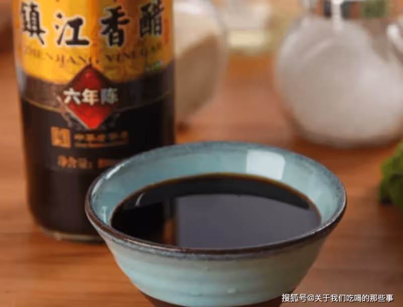 同樣是醋，白醋、米醋、香醋、陳醋有啥區別？明白後別再用錯了