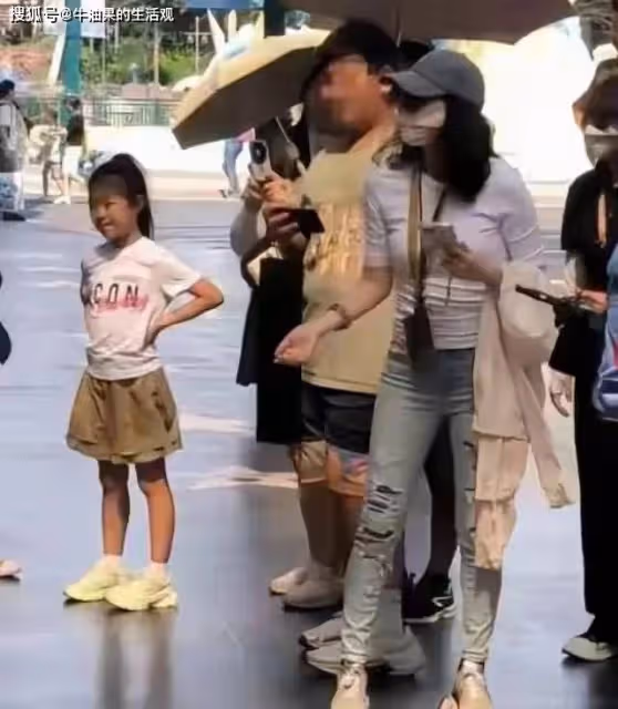 章子怡離婚後首曬娃,醒醒變身學霸很優秀,汪峰與森林北感情穩定