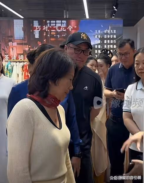 王自如欠款3383萬,董明珠揮淚斬自如,OA系統更新為離職狀態