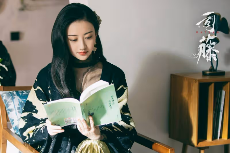 36歲景甜《四海重明》演少女,留給女演員的角色真不多了