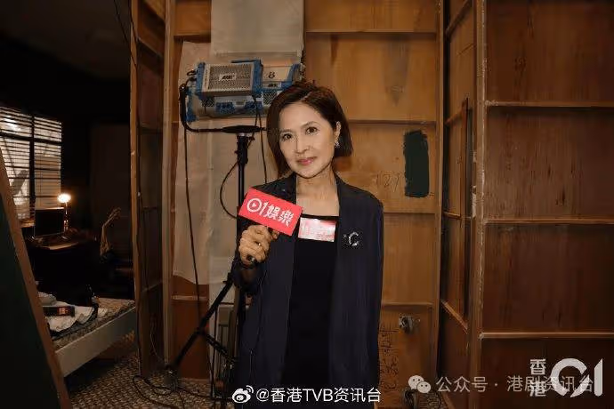 邵美琪演鍾柔美阿媽!張曦雯自爆學羅毓儀Cosplay扮兔女郎
