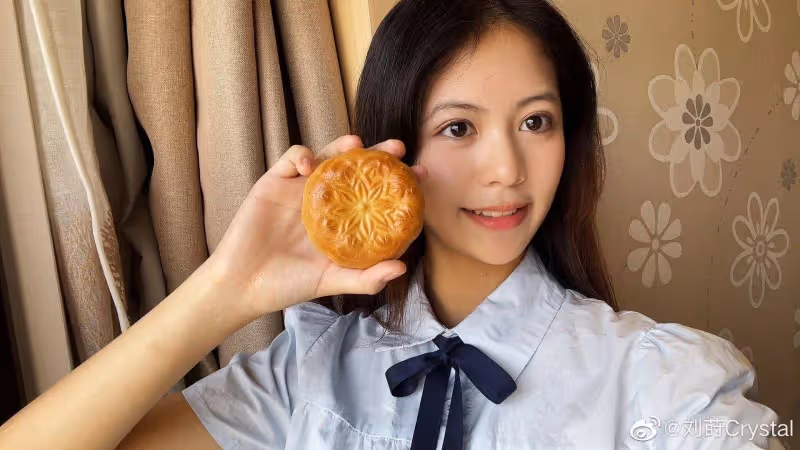翁虹疑鋪路讓女兒入行!小傢伙長相出眾,被指太內斂不適合娛樂圈
