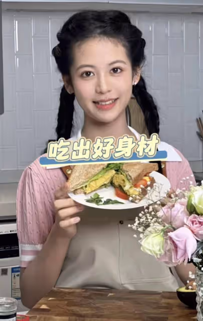 翁虹疑鋪路讓女兒入行!小傢伙長相出眾,被指太內斂不適合娛樂圈