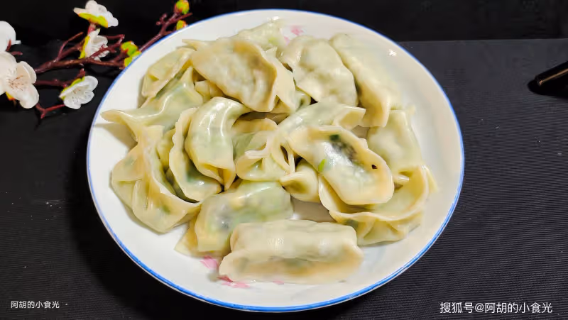 秋天包餃子,一定要試試這菜餡!嘗鮮只剩一個月,咬一口鮮嫩、特鮮活