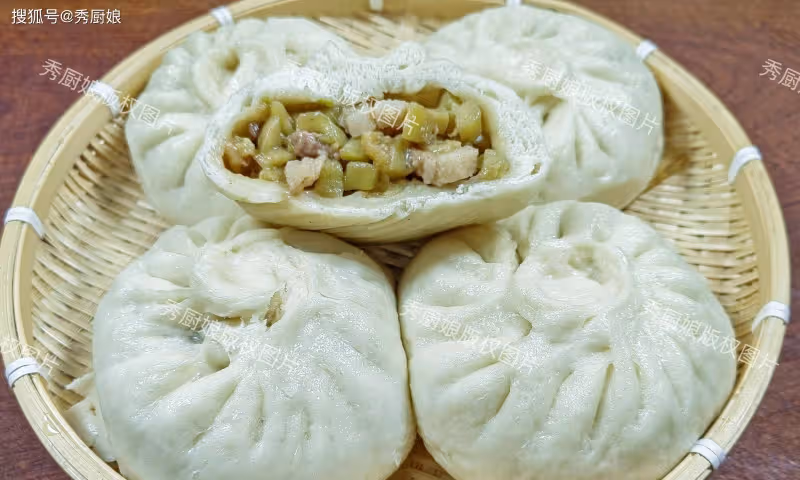 立秋後,黃瓜苦瓜靠邊站,這菜抓緊吃!鮮嫩營養高,蒸包子吃真香