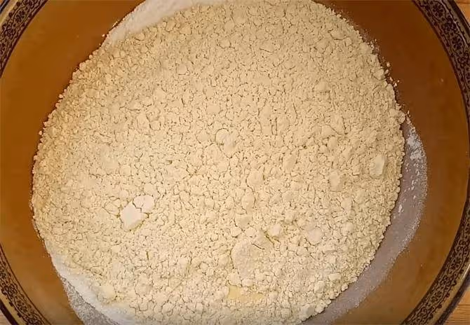 一碗玉米面,一碗白面,筷子攪一攪,不用揉面,揪一揪,簡單快速