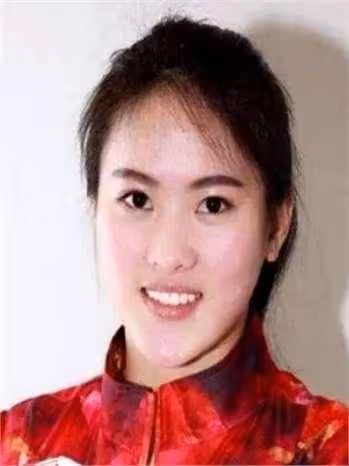 陳夢曝陳若琳請客忘帶錢,打電話讓郭晶晶來結帳,原因讓人笑翻!