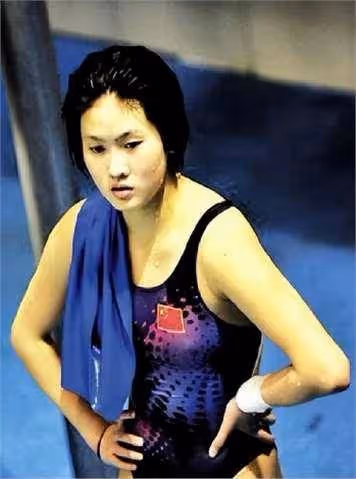陳夢曝陳若琳請客忘帶錢,打電話讓郭晶晶來結帳,原因讓人笑翻!