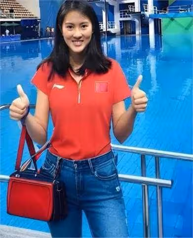 陳夢曝陳若琳請客忘帶錢,打電話讓郭晶晶來結帳,原因讓人笑翻!