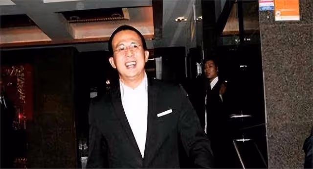 光生孩子不結婚,李澤楷又喜當爹,郭嘉文雖被分手卻早就成贏家!