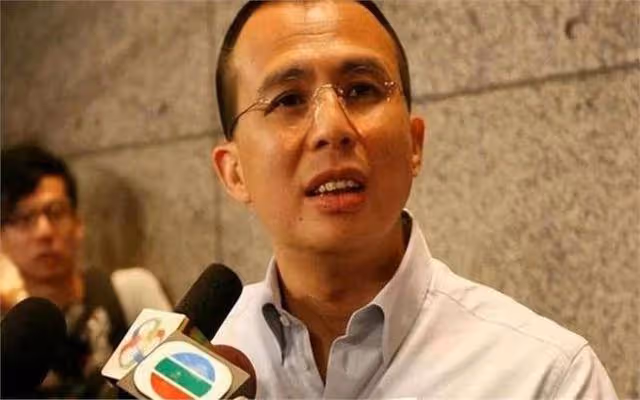 光生孩子不結婚,李澤楷又喜當爹,郭嘉文雖被分手卻早就成贏家!