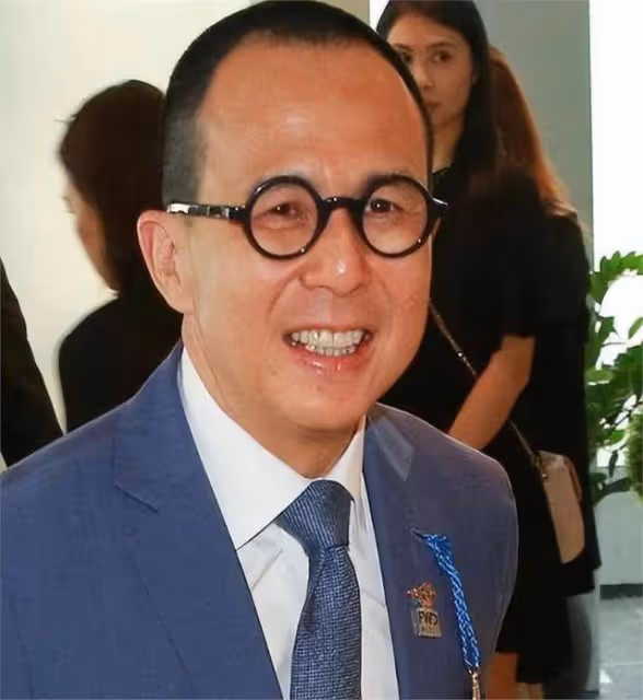光生孩子不結婚,李澤楷又喜當爹,郭嘉文雖被分手卻早就成贏家!