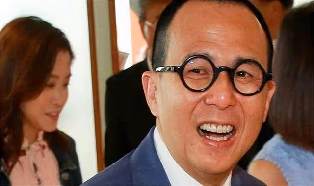 光生孩子不結婚,李澤楷又喜當爹,郭嘉文雖被分手卻早就成贏家!