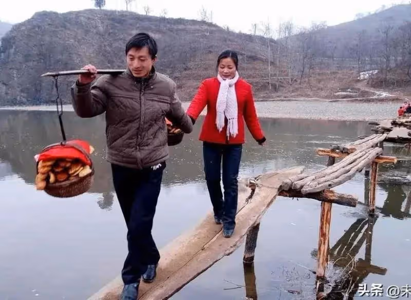 太奇葩?妻子每夜出門打麻將,可是沒有輸過錢,最終被丈夫在地窖發現秘密