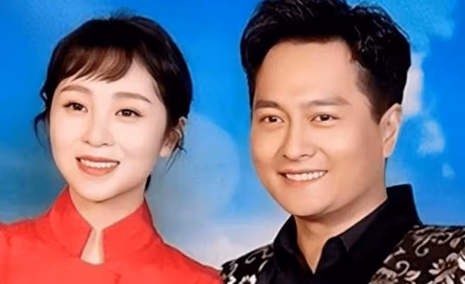 她是雲飛前妻,老公星光大道成名後和她離婚,如今獨自帶女兒生活