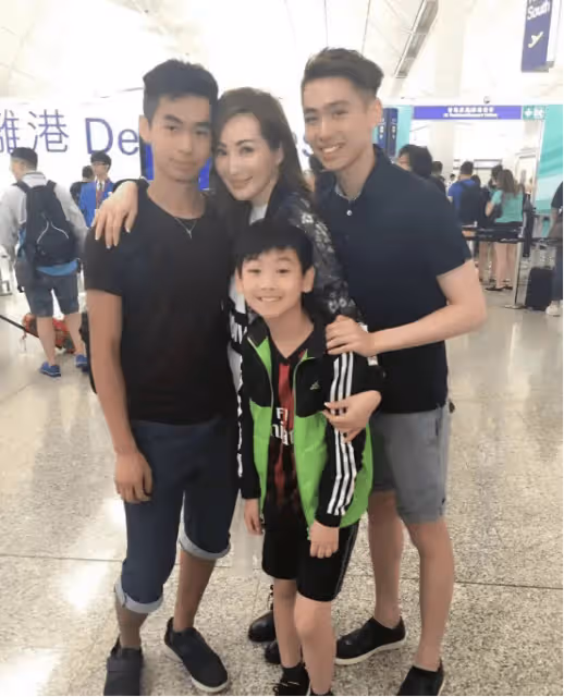 亞姐冠軍自曝兒子血緣曾遭質疑,與豪門前夫做親子鑑定,因第三者和家暴而離婚