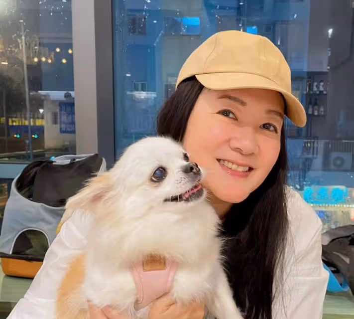 香港女星突然復出拍劇,身材胖到不敢認,和老公堅持丁克不生小孩