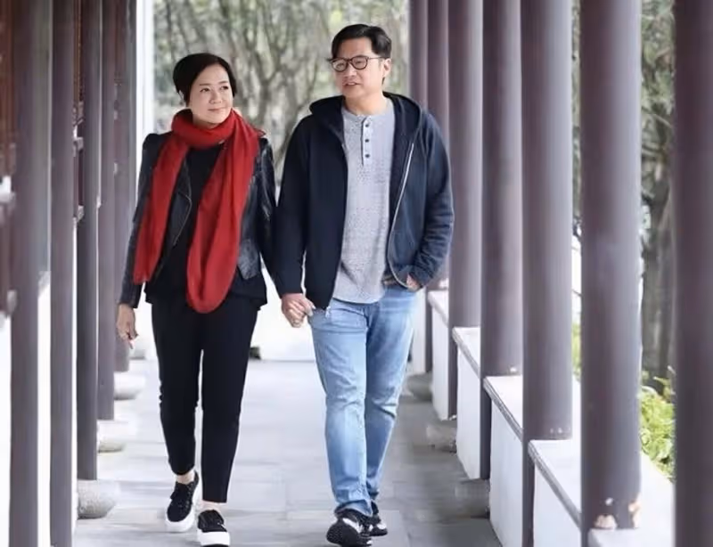 香港女星突然復出拍劇,身材胖到不敢認,和老公堅持丁克不生小孩
