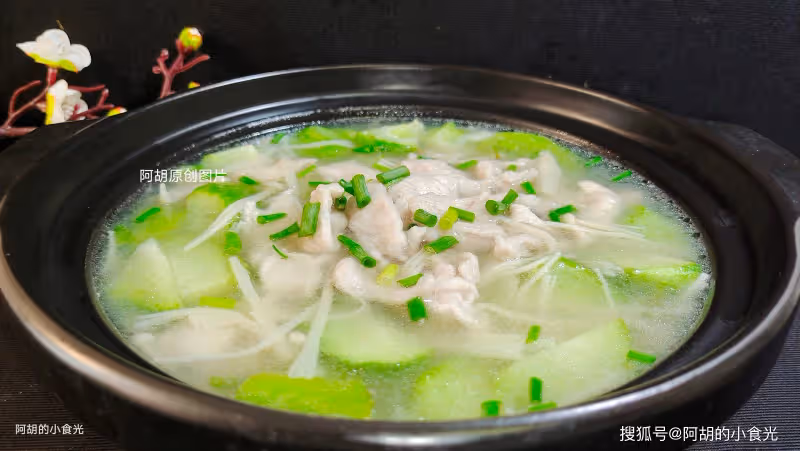黃瓜苦瓜靠邊站,處暑後這菜該吃了!隨手煮一碗湯,鮮爽好胃口、滑嫩不膩