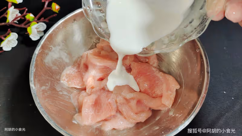 黃瓜苦瓜靠邊站,處暑後這菜該吃了!隨手煮一碗湯,鮮爽好胃口、滑嫩不膩