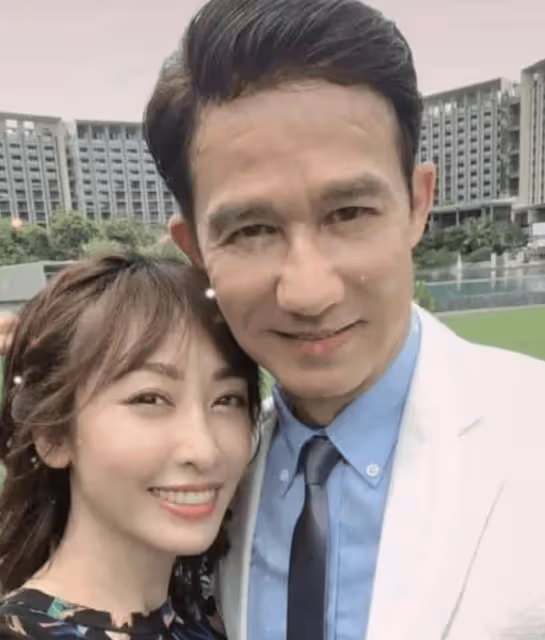 為大25歲的張鐵林墮過胎,愛過窮小子吳京,最後她嫁了大23歲「壞蛋」
