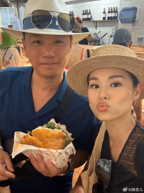胡杏兒大子到內地軍訓,小傢伙一周內暴風式成長,卻被指沒苦硬吃
