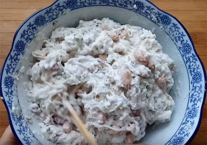 一個蘿蔔,一碗花生,筷子一攪,不用一滴水,做出美味家人都說好
