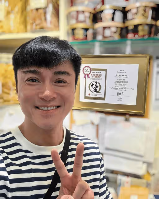 港星黃浩然一家現身郭富城演唱會!大兒子越發帥氣,被指撞臉韓星