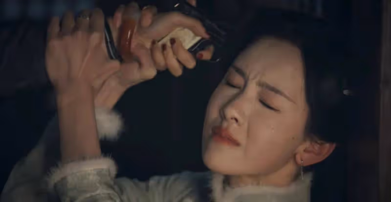 《孤舟》:紀玉卿散盡家財也不懂,周知非的那句我愛你,藏著多少算計