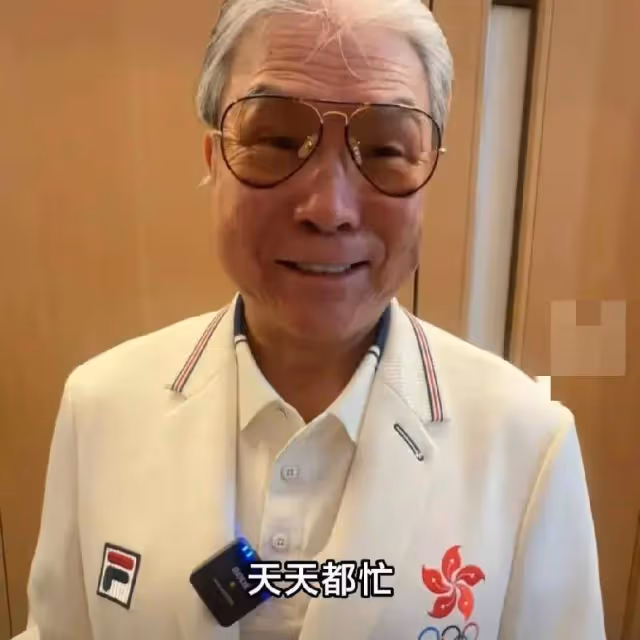 霍震霆談兒媳婦郭晶晶當裁判長一臉驕傲,兒媳婦太忙沒空見自己