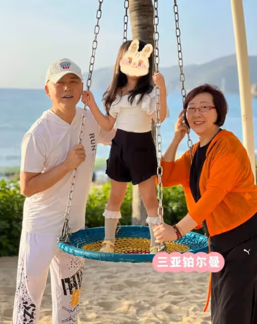 87版《紅樓夢》賈璉扮演者高宏亮近照曝光，網友：我以為是具俊曄
