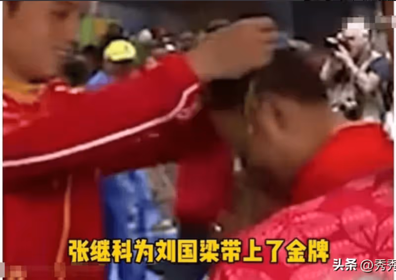 馬龍張雨霏豪華飯局惹爭議!劉國梁太太酒店被扒,評論區炸了