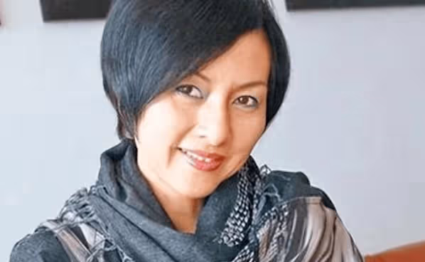 她是「香港最美女演員」,51歲胃癌而亡,病痛折磨到只有45斤