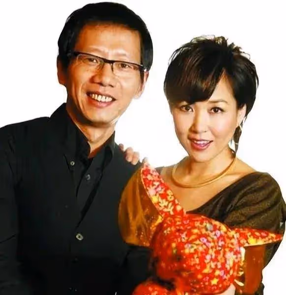 李靜曬與媽媽女兒雲南旅遊美照，女兒很漂亮，媽媽氣質太好了