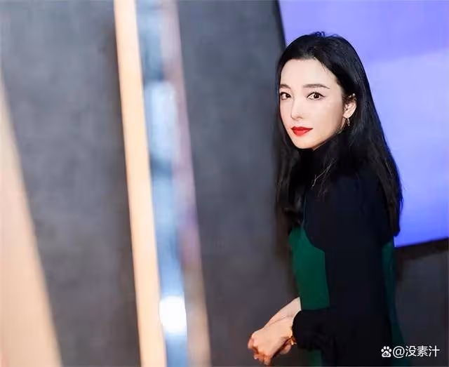 她是王勵勤前女友,分手後3年內嫁2富豪,現已生娃,37歲容顏靚麗