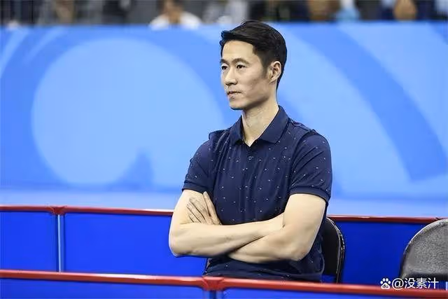 她是王勵勤前女友,分手後3年內嫁2富豪,現已生娃,37歲容顏靚麗