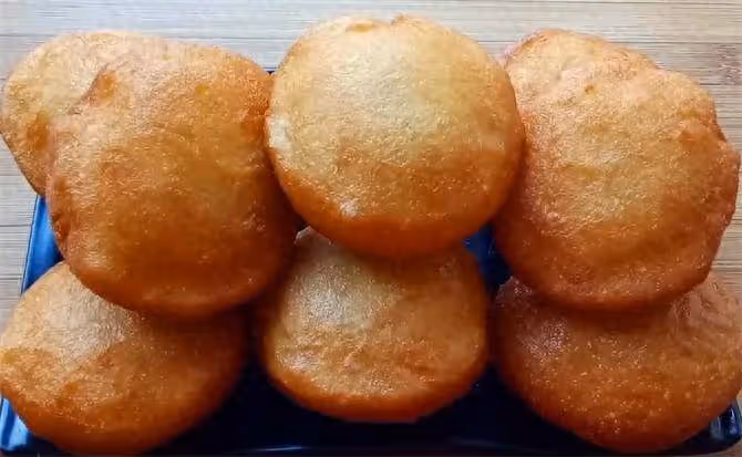 這個麵食到底叫什麼?柔軟香甜,外皮酥脆吃不夠,我一頓能吃10個