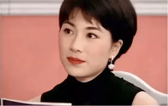 TVB視後回應突然缺席新劇原因,稱還有機會回巢拍劇,與最佳CP合體出席活動