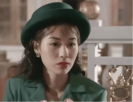 TVB視後回應突然缺席新劇原因,稱還有機會回巢拍劇,與最佳CP合體出席活動