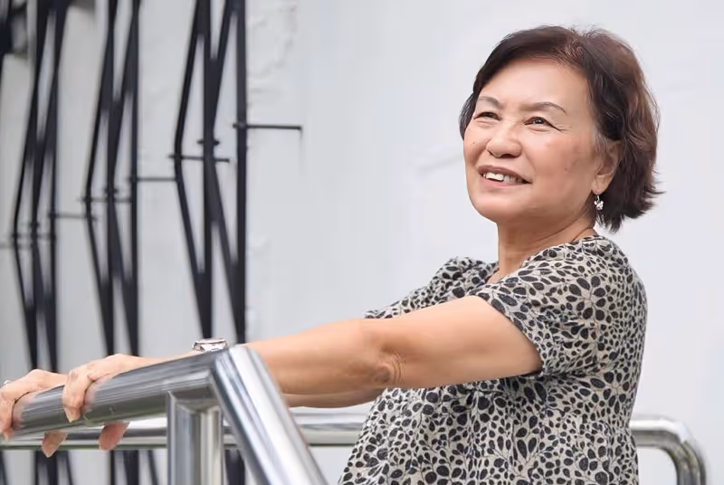 TVB老戲骨捐出600萬房產,看淡生死立好遺囑,熱心慈善一生未婚