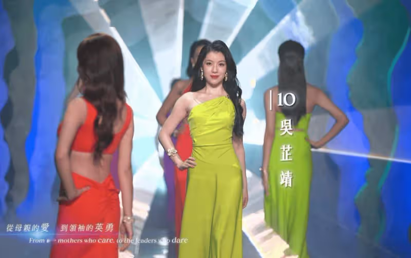 TVB三女星合體唱港姐主題曲!15強佳麗高貴晚裝上陣!