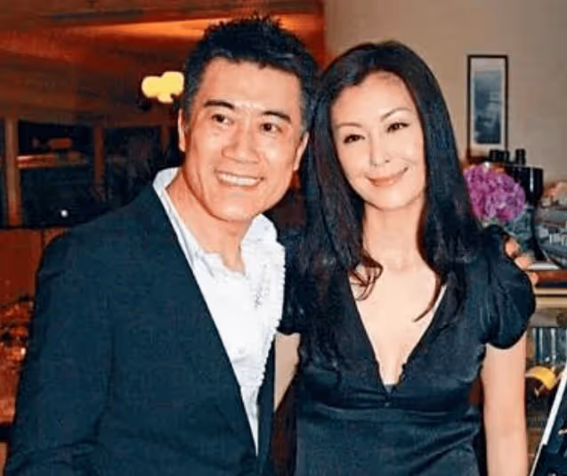 結婚11天,富豪老公橫死,她21歲成寡婦談30個男友,現狀如何?