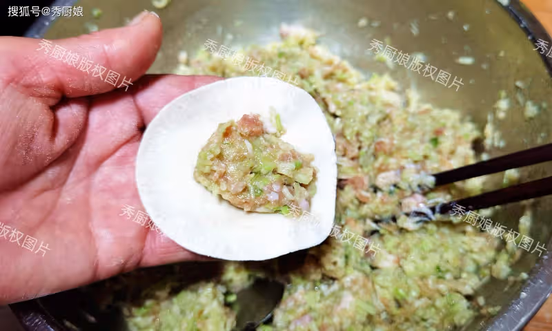 「8月吃一瓜,活到九十八」!立秋後常吃這瓜,包餃子吃特別香!