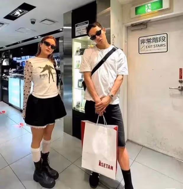 陳奕迅女兒戀情曝光,交往日本混血男模,曾和徐濠縈一起出遊