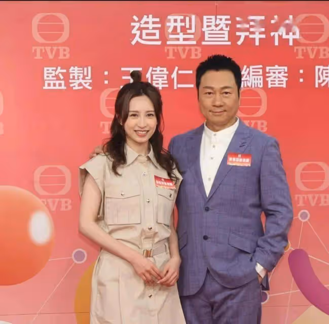 TVB花旦現身北京逛故宮,稱很快會再來!與大26歲視帝演鬥氣冤家