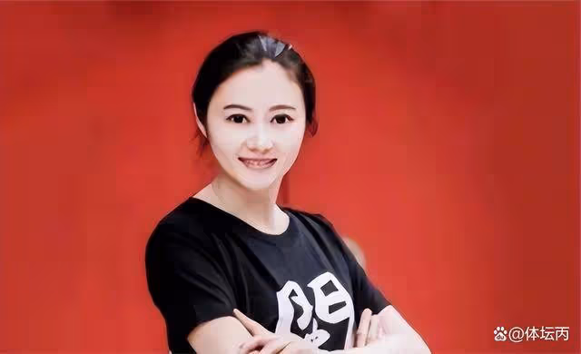她曾是央視主持人,離婚1年後上《非誠勿擾》相親,1小時被富豪牽走