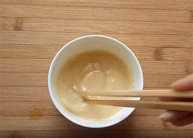 為什麼你做的春餅,又硬又厚沒有筋道,試試這樣做,柔軟彈力十足