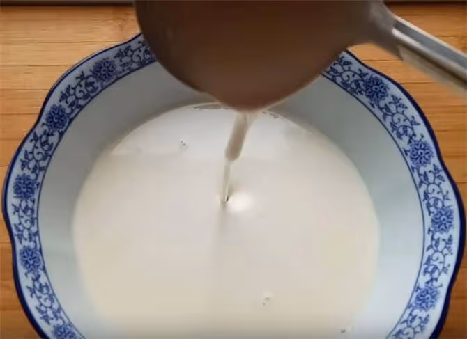 最簡單最快速的早餐餅,不擀麵,不揉面,筷子攪一攪,做法太神奇