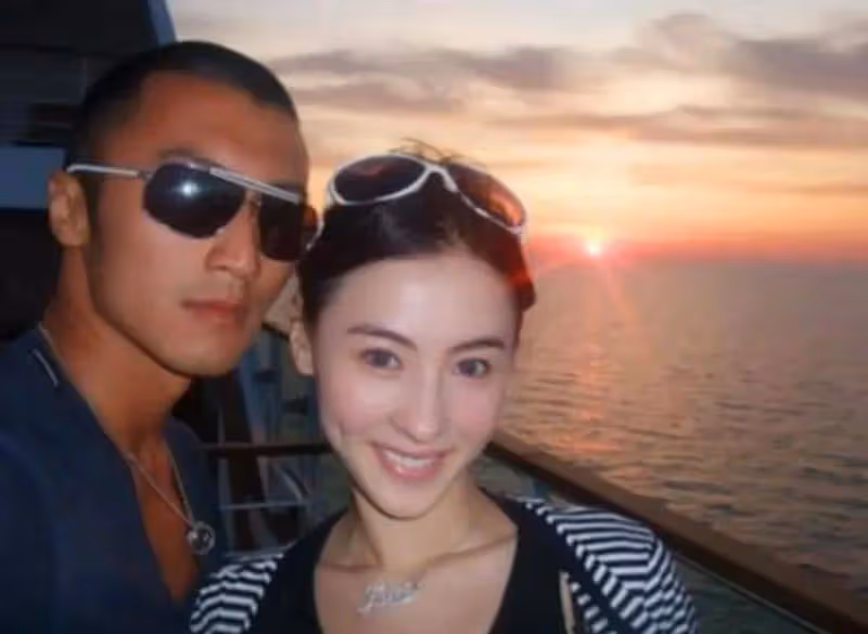 陳冠希爆料謝霆鋒張柏芝離婚內幕,硬碟門後的愛恨情仇和堅韌成長